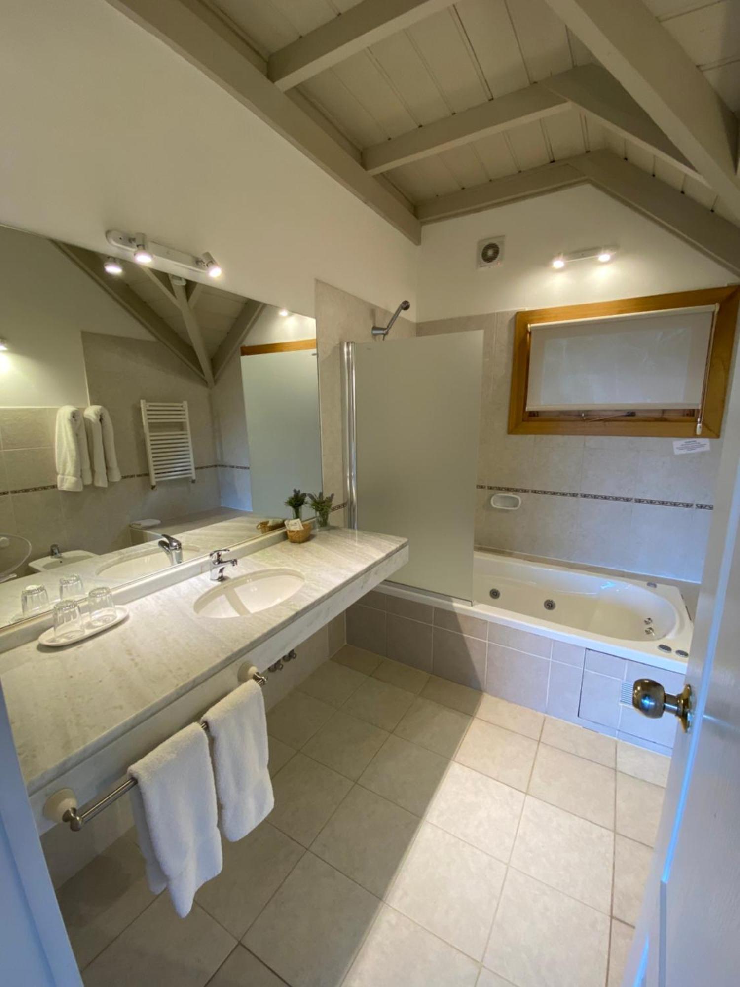 Hosteria Puertas Del Sol By Visionnaire Villa La Angostura Exterior photo